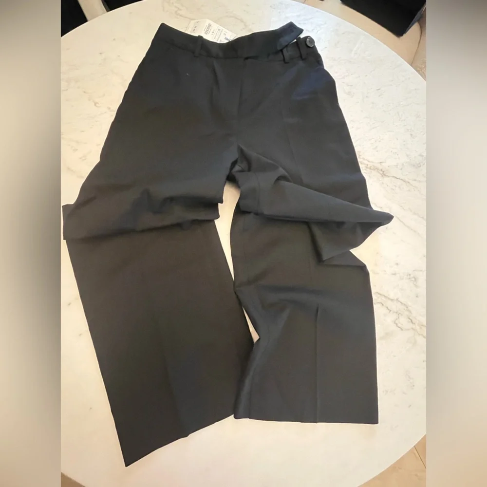 Zara Women's suit - Picture 7 of 10